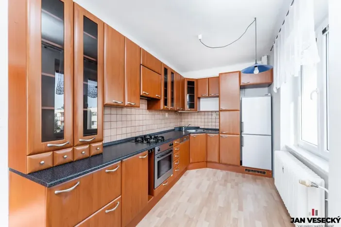 Pronájem bytu 2+kk, Praha - Kbely, Luštěnická, 49 m2