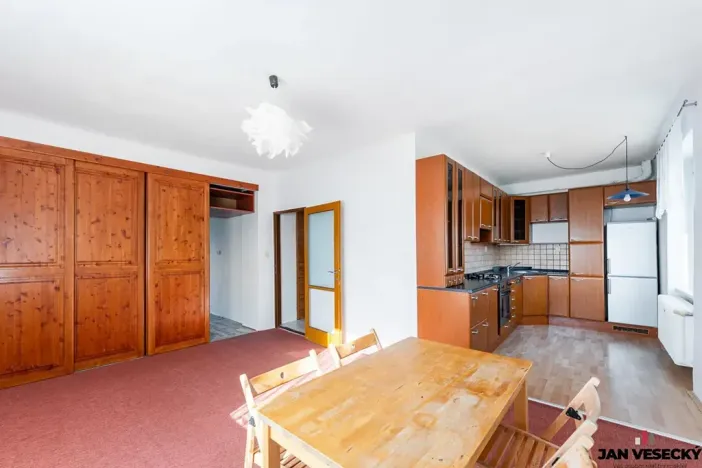 Pronájem bytu 2+kk, Praha - Kbely, Luštěnická, 49 m2