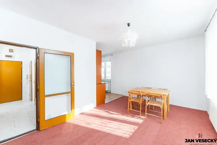 Pronájem bytu 2+kk, Praha - Kbely, Luštěnická, 49 m2