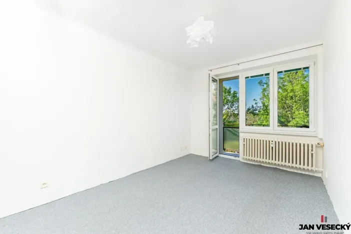 Pronájem bytu 2+kk, Praha - Kbely, Luštěnická, 49 m2