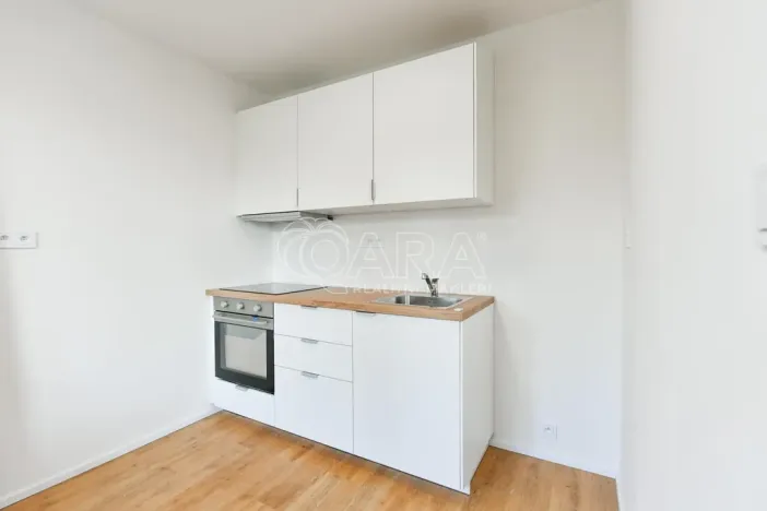 Pronájem bytu 3+1, Praha - Střížkov, Jablonecká, 68 m2