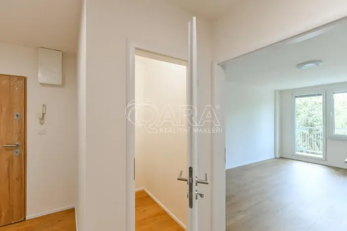 Pronájem bytu 3+1, Praha - Střížkov, Jablonecká, 68 m2