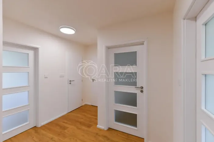 Pronájem bytu 3+1, Praha - Střížkov, Jablonecká, 68 m2