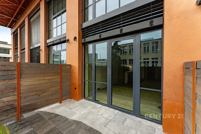 Pronájem bytu 3+kk, Praha - Vysočany, Kolbenova, 65 m2