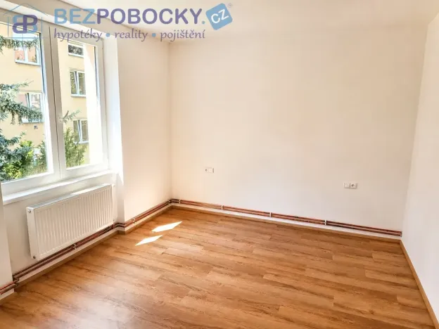 Pronájem bytu 2+1, Jihlava, Pavlovova, 58 m2