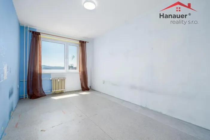 Prodej bytu 2+kk, Ústí nad Labem - Severní Terasa, Poláčkova, 42 m2