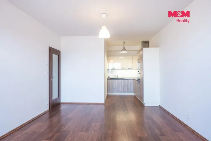 Pronájem bytu 2+kk, Praha - Letňany, Hlučkova, 60 m2