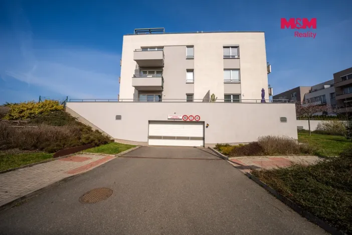 Pronájem bytu 2+kk, Praha - Letňany, Hlučkova, 60 m2