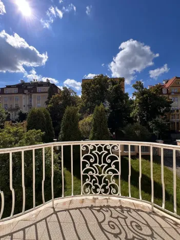 Prodej bytu 2+1, Karlovy Vary, Krále Jiřího, 85 m2