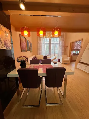 Prodej bytu 3+kk, Karlovy Vary, Sadová, 64 m2