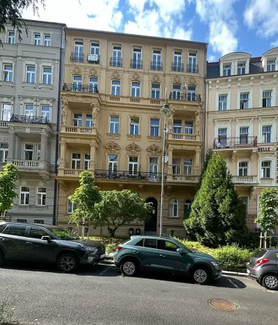 Prodej bytu 3+1, Karlovy Vary, Sadová, 112 m2