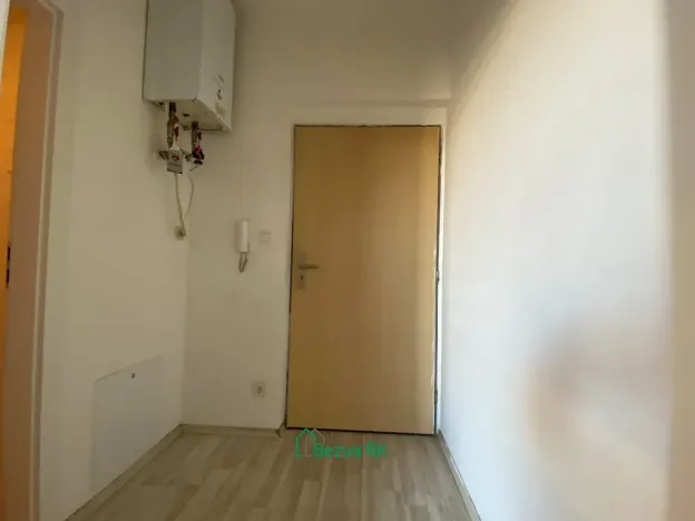 Pronájem bytu 1+kk, Hýskov, Kladenská, 28 m2