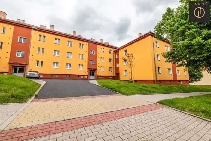 Prodej bytu 3+1, Ostrov, Borecká, 72 m2