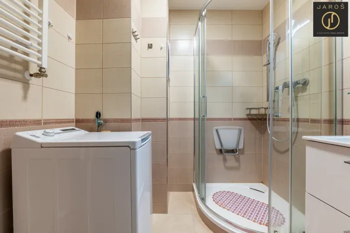 Prodej bytu 3+1, Ostrov, Borecká, 72 m2