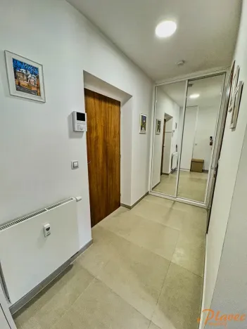 Prodej bytu 2+kk, Praha - Vršovice, Jerevanská, 77 m2