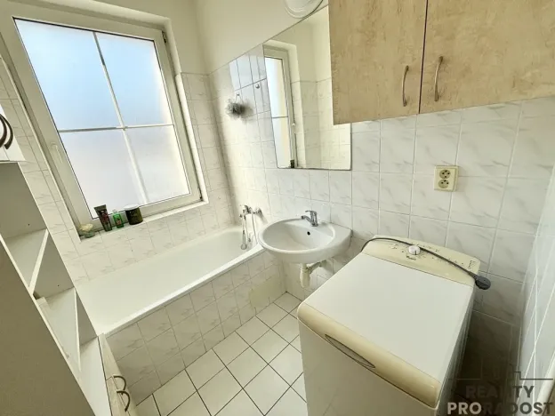 Pronájem bytu 1+1, Olomouc, Jiráskova, 32 m2