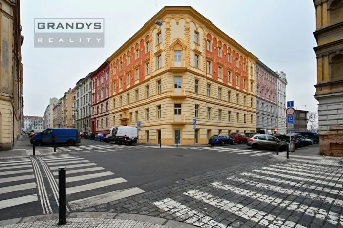 Pronájem bytu 2+kk, Praha - Bubeneč, U studánky, 40 m2