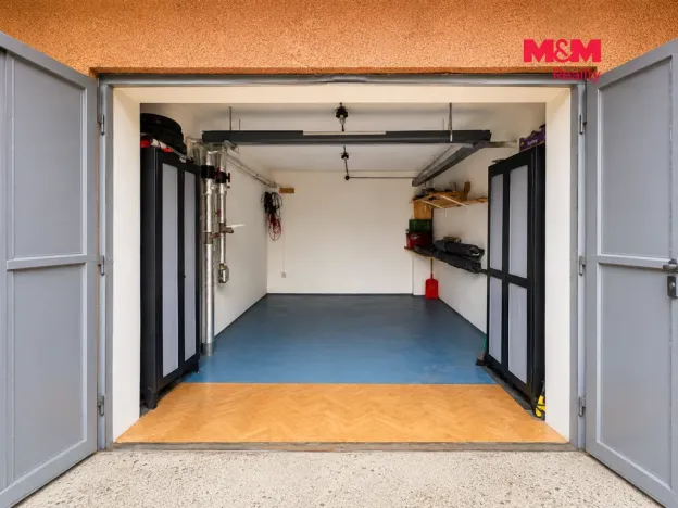 Prodej bytu 2+1, Karlovy Vary - Doubí, Jahodová, 65 m2