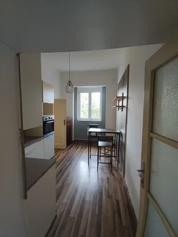 Pronájem bytu 1+1, Praha - Vysočany, Novovysočanská, 38 m2