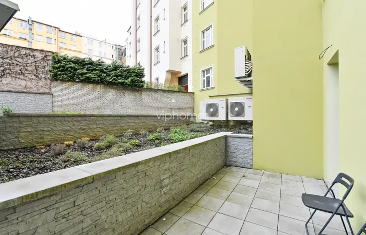 Pronájem bytu 2+kk, Praha - Vinohrady, Laubova, 50 m2