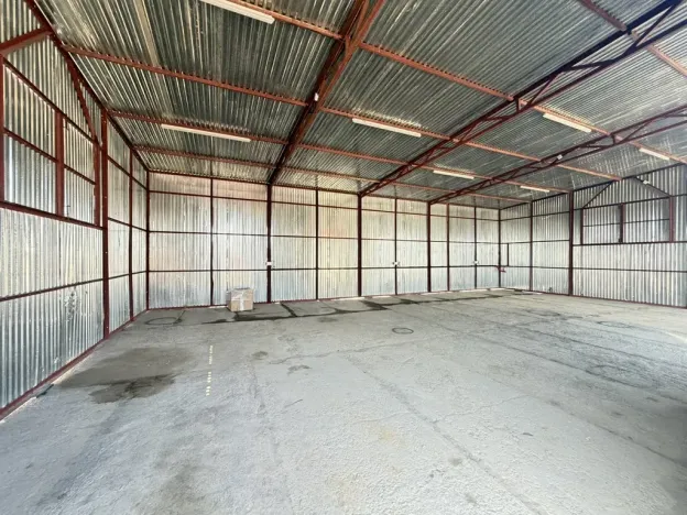 Pronájem skladu, Čepí, 72 m2