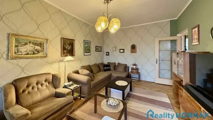 Prodej bytu 2+1, Praha - Malešice, Tuchorazská, 51 m2