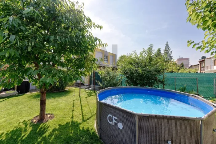 Prodej rodinného domu, Hodonín, Zahradní, 160 m2