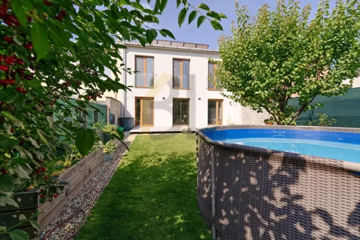 Prodej rodinného domu, Hodonín, Zahradní, 160 m2