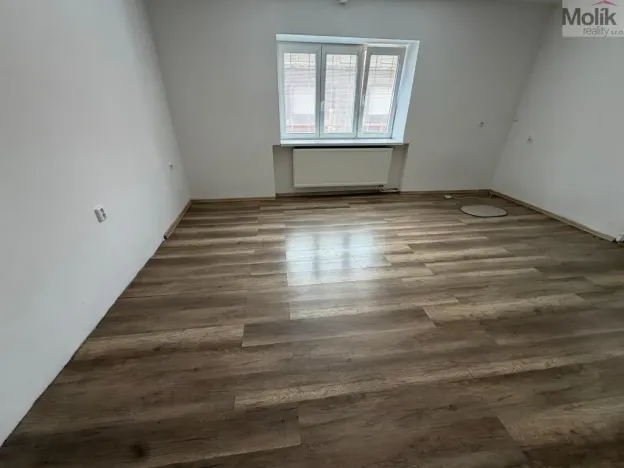 Prodej rodinného domu, Třebenice, Loucká, 148 m2