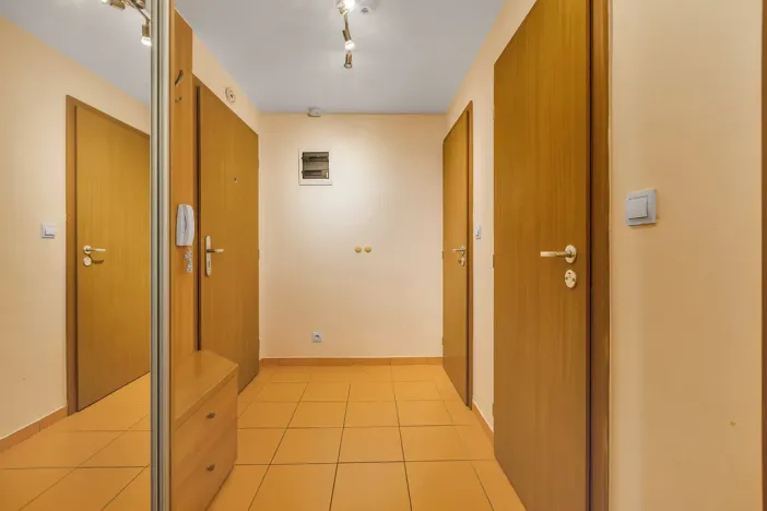 Prodej bytu 3+kk, Šestajovice, Komenského, 116 m2