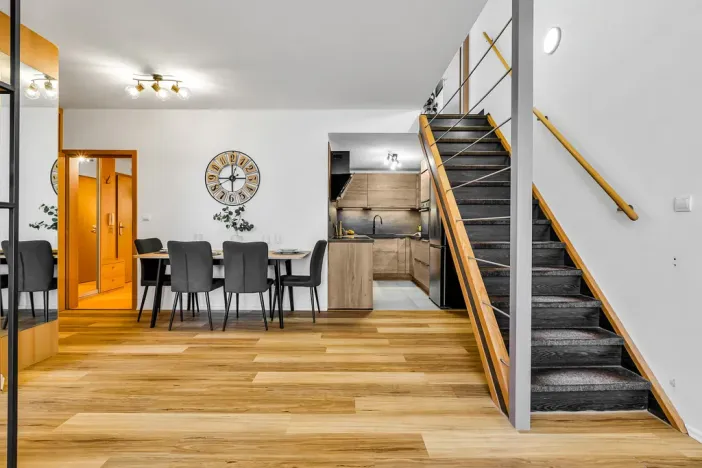 Prodej bytu 3+kk, Šestajovice, Komenského, 116 m2