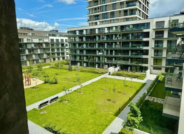 Pronájem bytu 1+kk, Praha, Tetauerova, 33 m2