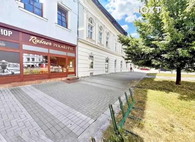 Pronájem obchodního prostoru, Prostějov, Pernštýnské nám., 62 m2