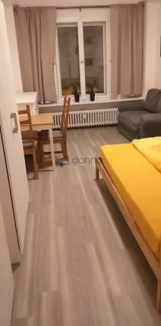 Pronájem bytu 1+kk, Praha, Sokolovská, 30 m2