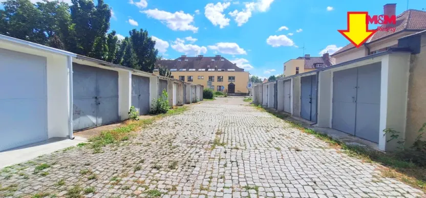 Pronájem garáže, Hradec Králové, U Kavalíru, 17 m2