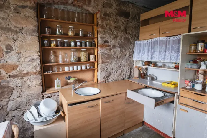 Prodej rodinného domu, Okounov, 200 m2