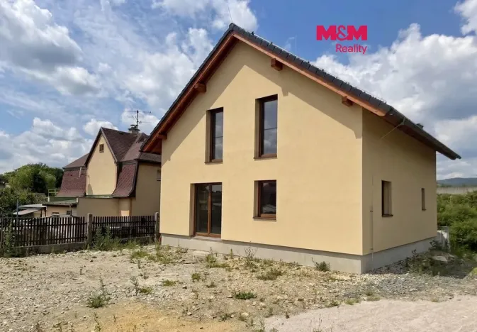 Prodej rodinného domu, Ostrov, Sukova, 135 m2