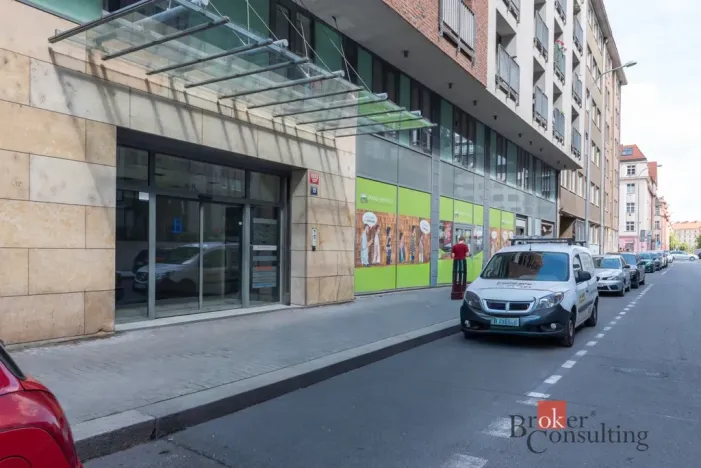 Pronájem bytu 2+kk, Praha - Holešovice, Na Maninách, 60 m2