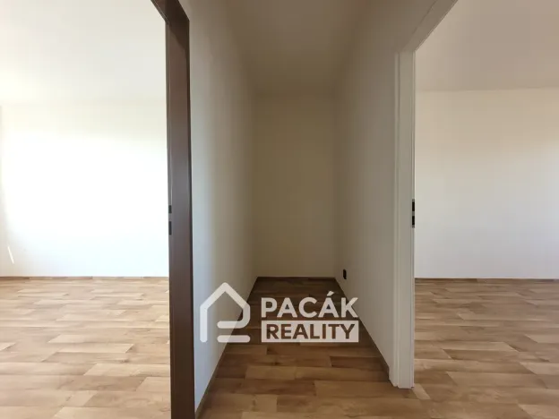 Pronájem bytu 3+1, Olomouc - Neředín, Stiborova, 74 m2