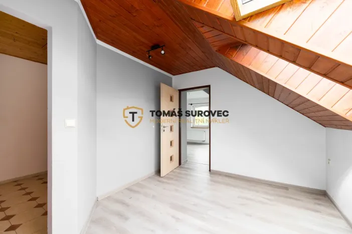 Prodej rodinného domu, Lešná, 190 m2