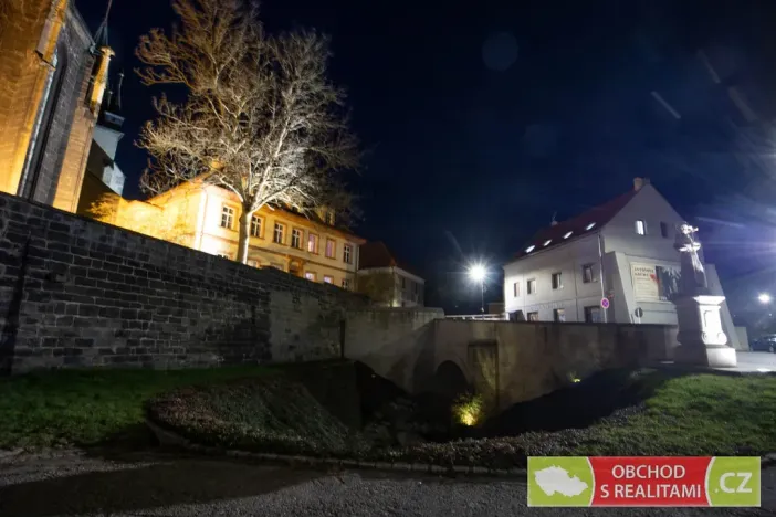 Prodej obchodního prostoru, Slaný, Vinařického, 74 m2