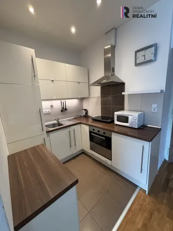 Prodej bytu 1+kk, Praha - Nusle, Jaurisova, 35 m2