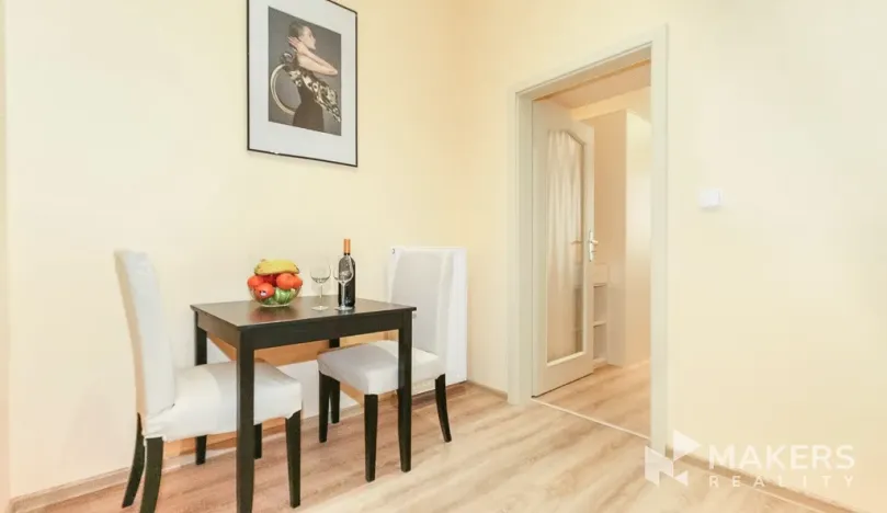 Pronájem bytu 1+1, Praha - Vinohrady, Máchova, 40 m2