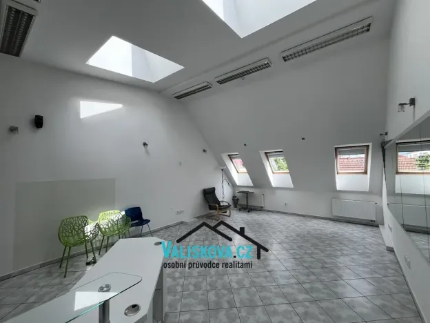Pronájem bytu 1+kk, Kroměříž, 38 m2