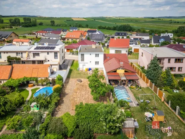 Prodej bytu 3+1, Strachotín, Polní, 60 m2