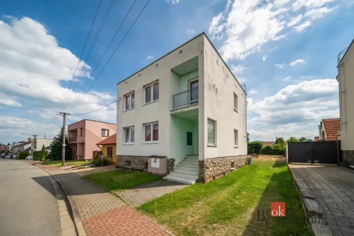 Prodej bytu 3+1, Strachotín, Polní, 60 m2