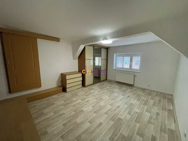 Pronájem bytu 2+1, Praha - Holešovice, V háji, 57 m2