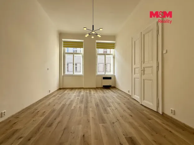 Pronájem bytu 1+1, Praha - Smíchov, Vltavská, 40 m2