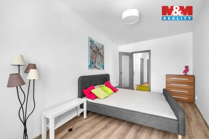 Pronájem bytu 2+kk, Pardubice - Bílé Předměstí, Husova, 58 m2
