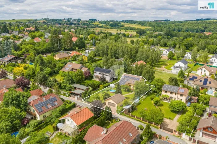 Prodej rodinného domu, Kamenice - Struhařov, Slunečná, 200 m2
